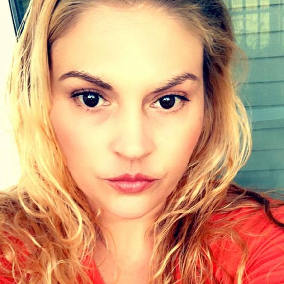 Meet your Posher, Angie - Picture 1 of 1